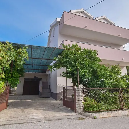 Apartment Pocrnja Rogoznica (Sibenik-Knin)