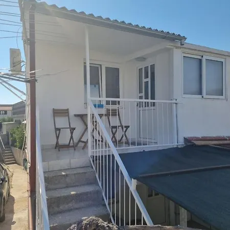 Apartment Pocrnja Rogoznica (Sibenik-Knin)