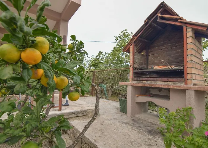 Pocrnja Apartman Rogoznica